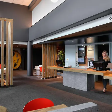 Hotel Ibis Budget Caen Porte De Bretagne 2*