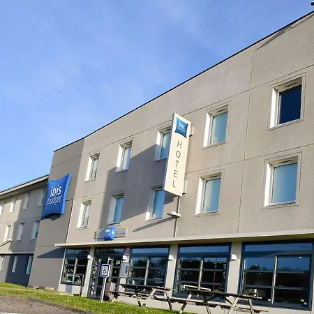 Hotel Ibis Budget Caen Porte De Bretagne 2*
