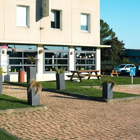 Hotel Ibis Budget Caen Porte De Bretagne 2*
