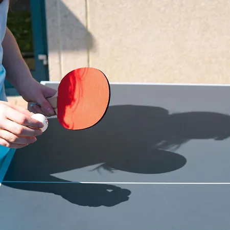 卡昂布雷塔格尼宜必思快捷酒店 酒店