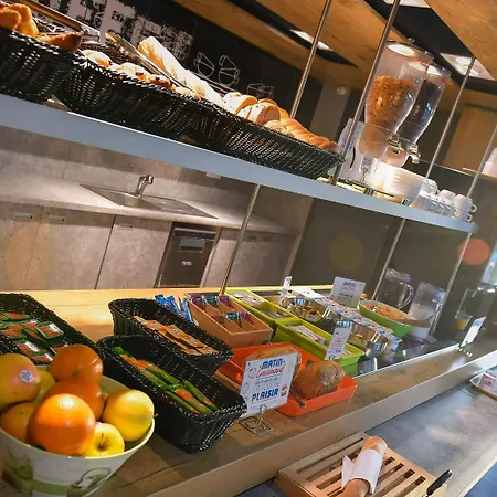 Ibis Budget Caen Porte De Bretagne Hotel