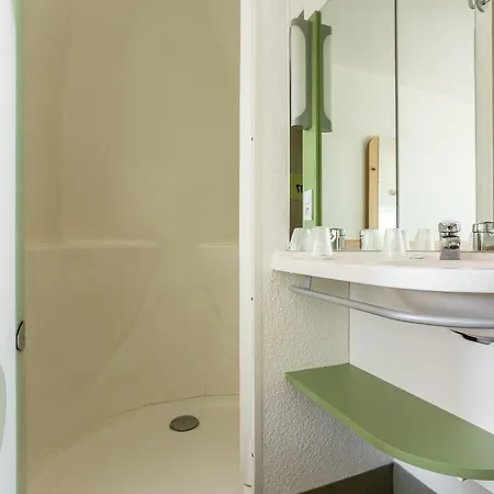 酒店 卡昂布雷塔格尼宜必思快捷酒店 奥登河畔的布雷特维尔