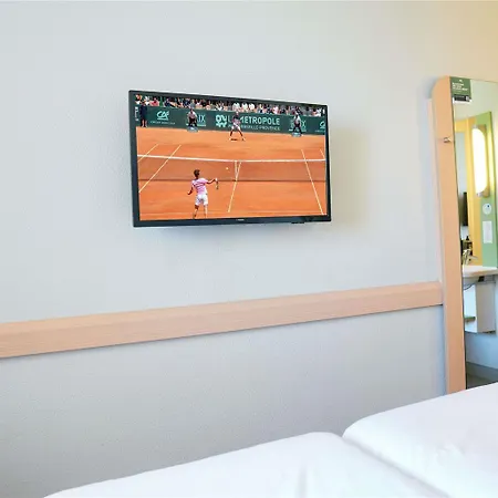 Ibis Budget Caen Porte De Bretagne Otel Bretteville-sur-Odon