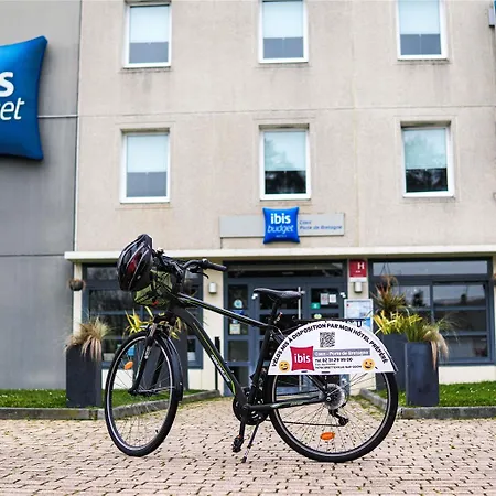 Отель Ibis Budget Caen Porte De Bretagne Bretteville-sur-Odon