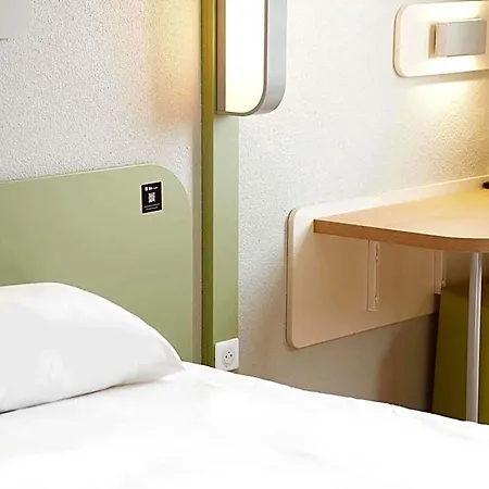 Otel Ibis Budget Caen Porte De Bretagne 2*
