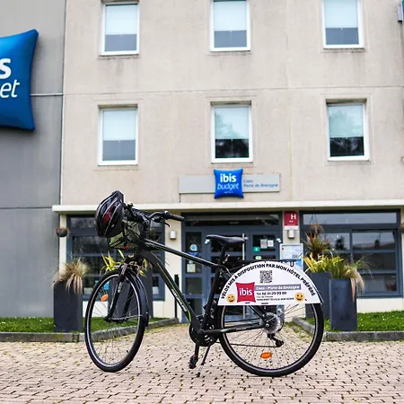 Ibis Budget Caen Porte De Bretagne Hotel 2*