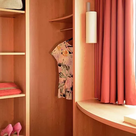 Ibis Budget Caen Porte De Bretagne Hotel