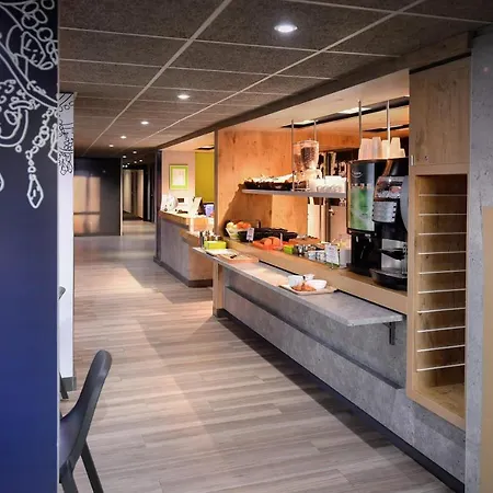 Hotel Ibis Budget Caen Porte De Bretagne