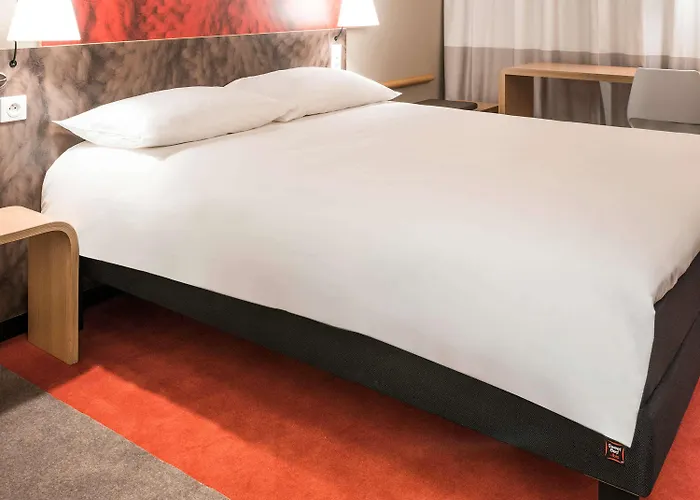 Ibis Budget Caen Porte De Bretagne Отель Bretteville-sur-Odon