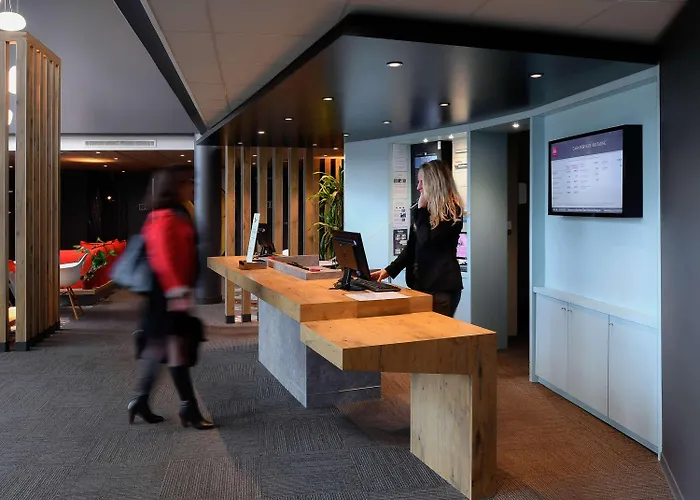 Отель Ibis Budget Caen Porte De Bretagne Bretteville-sur-Odon