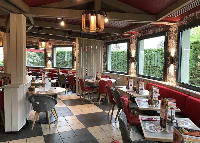 Ibis Budget Caen Porte De Bretagne Hotel 2*