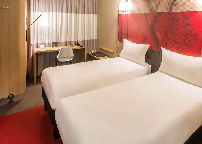 Ibis Budget Caen Porte De Bretagne Hotel