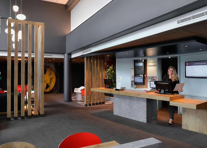 Отель Ibis Budget Caen Porte De Bretagne 2*