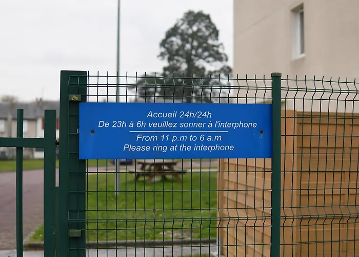 Hotel Ibis Budget Caen Porte De Bretagne