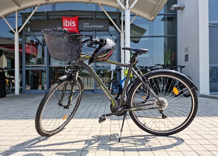 Ibis Budget Caen Porte De Bretagne Отель