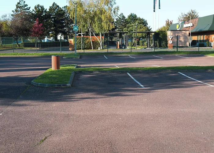 Ibis Budget Caen Porte De Bretagne Отель Bretteville-sur-Odon