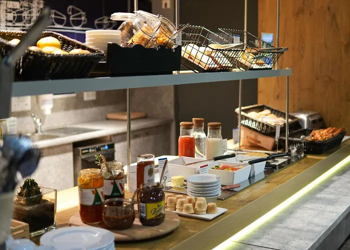 Ibis Budget Porte De Bretagne 호텔